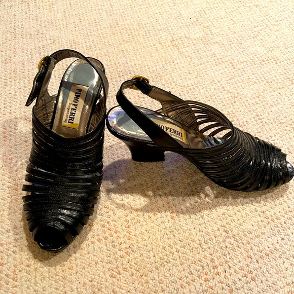 Pino Ferri Black Sandals - Picture 4 of 6